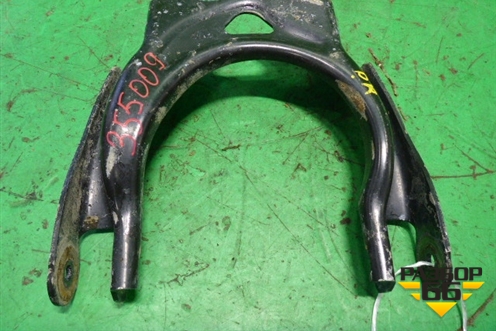 Рычаг передний правый верхний для Peugeot 407 с 2004г