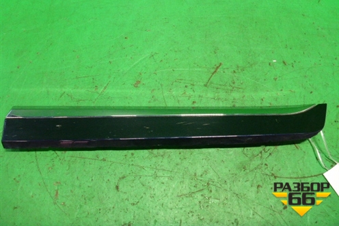 Накладка двери задней левой (после 2013г) (31333818) для Volvo XC60 с 2008-2017г (ХС60)