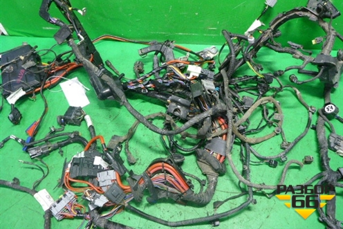 Проводка подкапотная (2.0л B4204T11) для Volvo XC60 с 2008-2017г (ХС60)