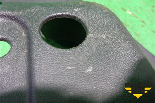 Обшивка стойки задняя нижняя левая (9676480577) для Peugeot 301 с 2013г