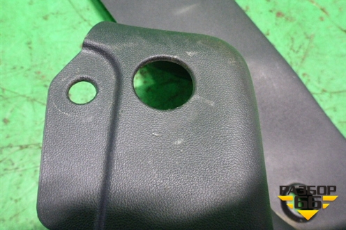 Обшивка стойки задняя нижняя левая (9676480577) для Peugeot 301 с 2013г