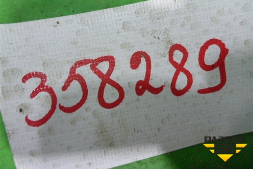 Усилитель заднего бампера (7L6807309T) для Volkswagen Touareg c 2002-2010г (Туарег)