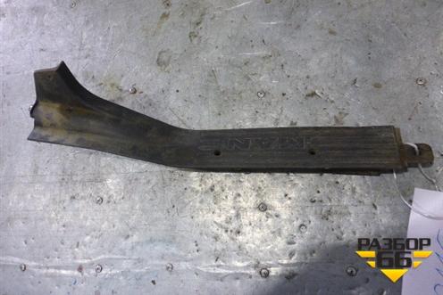 Накладка порога внутренняя переднего правого для MAN TGA 4-Series  с 2000-2008г (ТГА)