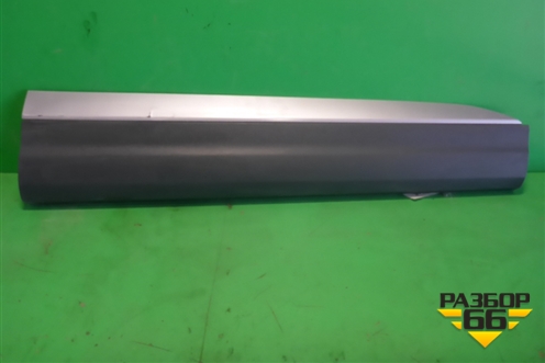 Накладка двери передней правой (4M0853960F) для Audi Q7 c 2015г (Ку 7)