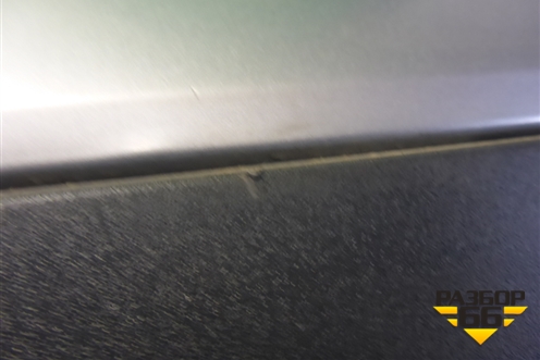 Накладка двери передней правой (4M0853960F) для Audi Q7 c 2015г (Ку 7)