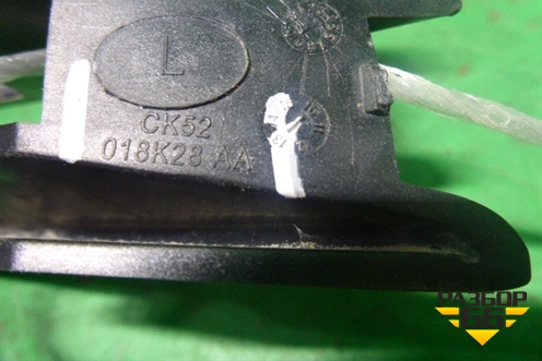 Решетка в передний бампер левая (накладка) (CK52018K28AA) для Land Rover Range Rover 4 с 2013-2022г (Вог)