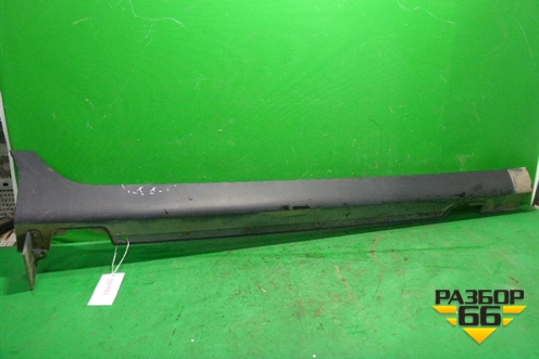 Накладка на порог наружная правая (877522S000) для Hyundai ix 35 с 2010г (Ай икс 35)