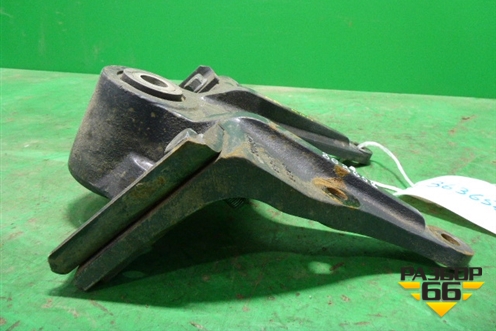 Кронштейн крепления передней рессоры (Правый задний) (A9413200070) для Mercedes Benz TRUCK Axor 2 с 2004г (Аксор)