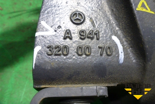 Кронштейн крепления передней рессоры (Правый задний) (A9413200070) для Mercedes Benz TRUCK Axor 2 с 2004г (Аксор)