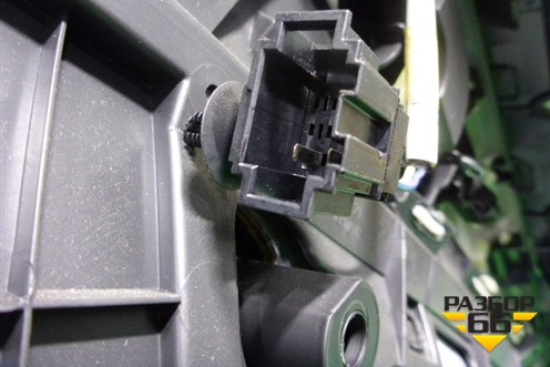 Обшивка двери задней левой под электрику (универсал) (3C9867211) для Volkswagen Passat (B6) с 2005-2010г (Пассат Б6)