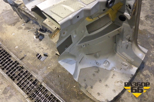 Лонжерон передний правый для Peugeot 407 с 2004г