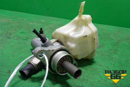 Цилиндр тормозной главный для Volkswagen Touareg c 2002-2010г (Туарег)