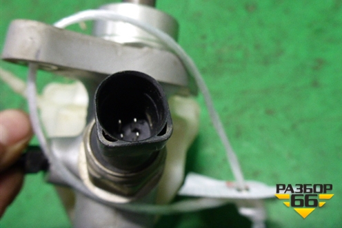 Цилиндр тормозной главный для Volkswagen Touareg c 2002-2010г (Туарег)