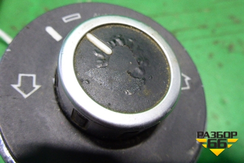 Переключатель режимов подвески (7L6927135C) для Volkswagen Touareg c 2002-2010г (Туарег)