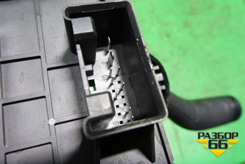 Переключатель подрулевой в сборе для Volkswagen Touareg c 2002-2010г (Туарег)