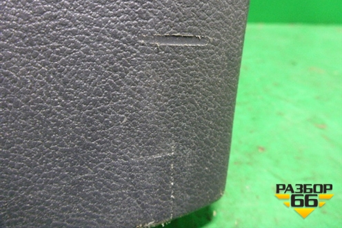 Обшивка стойки центральная правая для Volkswagen Touareg c 2002-2010г (Туарег)