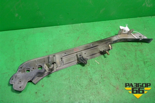 Кронштейн переднего крыла левый (7L6805175D) для Volkswagen Touareg c 2002-2010г (Туарег)