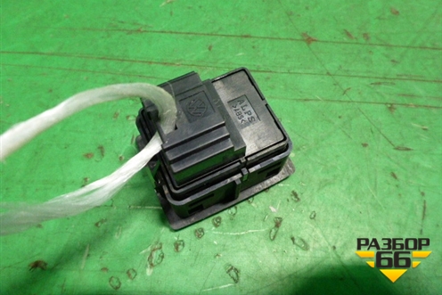 Кнопка (7L6959899) для Volkswagen Touareg c 2002-2010г (Туарег)