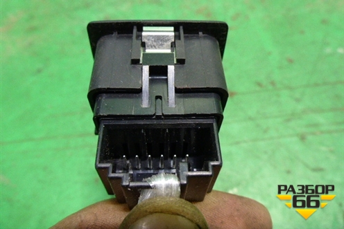 Кнопка (7L6959899) для Volkswagen Touareg c 2002-2010г (Туарег)