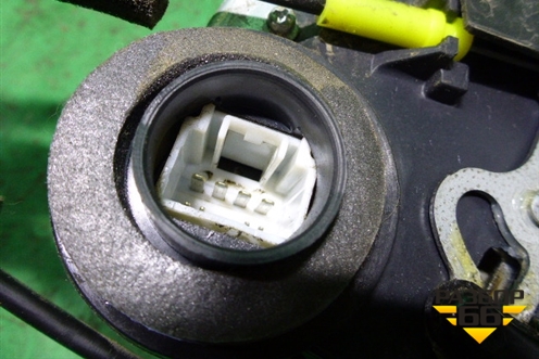 Замок двери задней правой (8 контактов) для Lexus RX 300 c 2009-2015г (РХ)