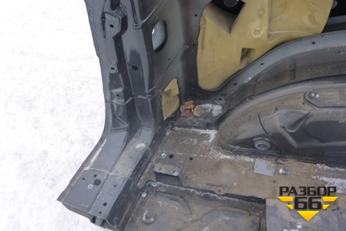 Крыло заднее левое для Volkswagen Touareg c 2002-2010г (Туарег)