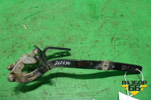 Петля двери багажника (левая) (7L6827301A) для Volkswagen Touareg c 2002-2010г (Туарег)