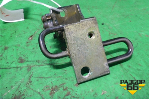 Петля двери задней левой нижняя (7L0833411) для Volkswagen Touareg c 2002-2010г (Туарег)