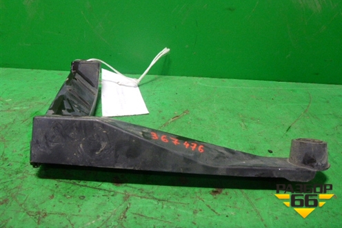 Кронштейн заднего бампера левый (под фонарь) (7L6807861) для Volkswagen Touareg c 2002-2010г (Туарег)