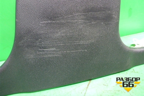 Обшивка стойки центральная нижняя правая (A2046900425) для Mercedes Benz C-Klass W204 с 2007-2014г (Ц)