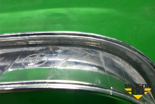 Накладка на решетку радиатора (правая) для BMW 1-серия F20/F21 с 2011г