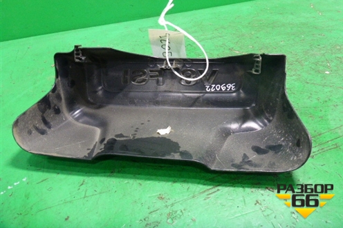 Накладка декоративная на двигатель (задняя 4.2л BAR) (7L6103927A) для Volkswagen Touareg c 2002-2010г (Туарег)