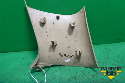 Обшивка стойки задняя верхняя левая (задняя часть бежевая) (7L6867245) для Volkswagen Touareg c 2002-2010г (Туарег)