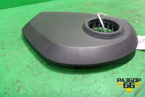 Накладка на торпедо (боковая левая) (7L6857175H) для Volkswagen Touareg c 2002-2010г (Туарег)