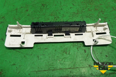 Индикатор парковки (на торпедо) (7L6919473D) для Volkswagen Touareg c 2002-2010г (Туарег)