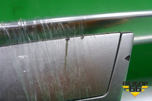 Рейлинг на крышу правый для Volkswagen Touareg c 2002-2010г (Туарег)