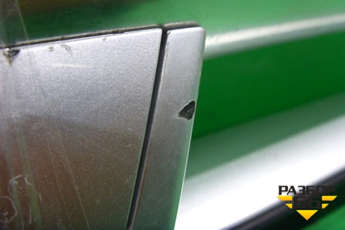 Рейлинг на крышу правый для Volkswagen Touareg c 2002-2010г (Туарег)