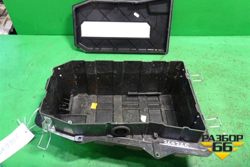 Ящик под аккумулятор (под сиденьем) для Volkswagen Touareg c 2002-2010г (Туарег)