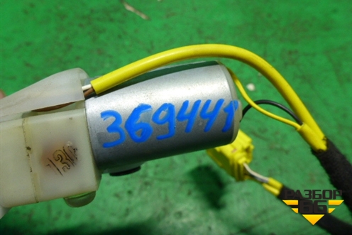 Моторчик регулировки ремня безопасности (602040800A) для Volkswagen Touareg c 2002-2010г (Туарег)