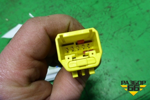 Моторчик регулировки ремня безопасности (602040800A) для Volkswagen Touareg c 2002-2010г (Туарег)