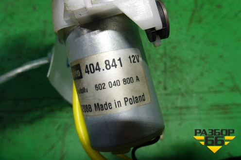 Моторчик регулировки ремня безопасности (602040800A) для Volkswagen Touareg c 2002-2010г (Туарег)