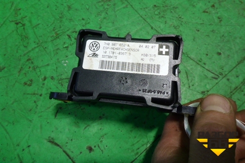 Датчик ускорения (7H0907652A) для Volkswagen Touareg c 2002-2010г (Туарег)