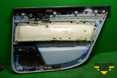 Обшивка двери задней левой под электрику (Long светлая кожа) для Volkswagen Phaeton с 2002-2014г (Фаетон)