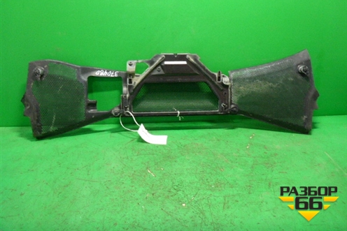 Решетка стеклоочистителей для Volkswagen Phaeton с 2002-2014г (Фаетон)