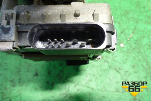 Трапеция стеклоочистителей (правая в сборе) для Volkswagen Phaeton с 2002-2014г (Фаетон)