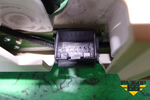 Плафон салонный задний (3D0947136F) для Volkswagen Phaeton с 2002-2014г (Фаетон)