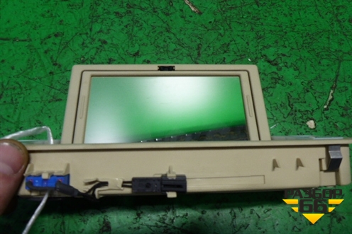 Плафон салонный задний (4E4858563E) для Volkswagen Phaeton с 2002-2014г (Фаетон)