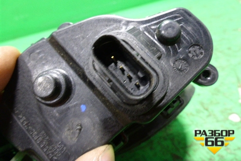 Моторчик замка крышки багажника (на камеру) (A0997500060) для Mercedes Benz S-Klass C217 с 2013-2020г (С)