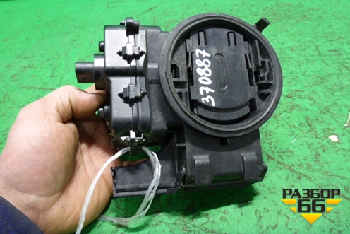 Моторчик замка крышки багажника (на камеру) (A0997500060) для Mercedes Benz S-Klass C217 с 2013-2020г (С)