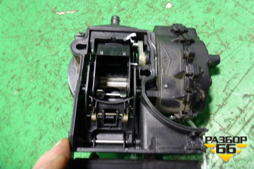 Моторчик замка крышки багажника (на камеру) (A0997500060) для Mercedes Benz S-Klass C217 с 2013-2020г (С)