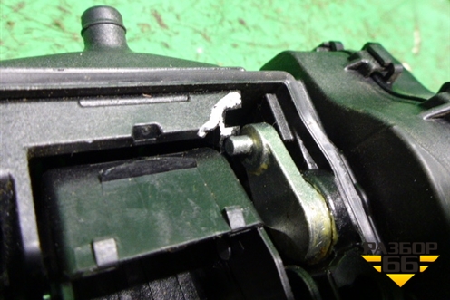 Моторчик замка крышки багажника (на камеру) (A0997500060) для Mercedes Benz S-Klass C217 с 2013-2020г (С)